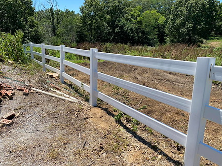 Interior vs. Exterior Paint: What Slidell Homeowners Need to Know Before Repainting